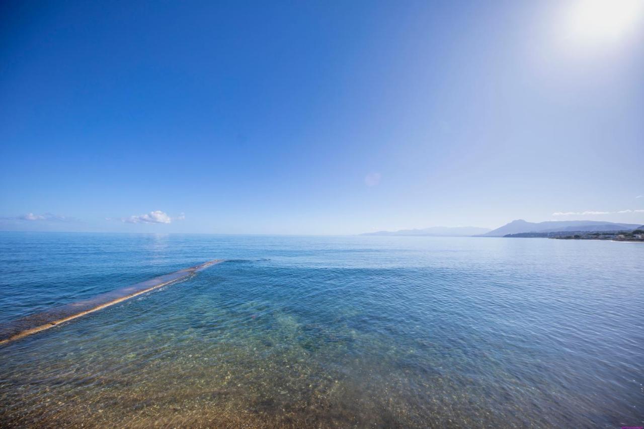 Appartamento 8 Pax In Villa Francesca Sicily Sul Mare カステルダッチャ エクステリア 写真