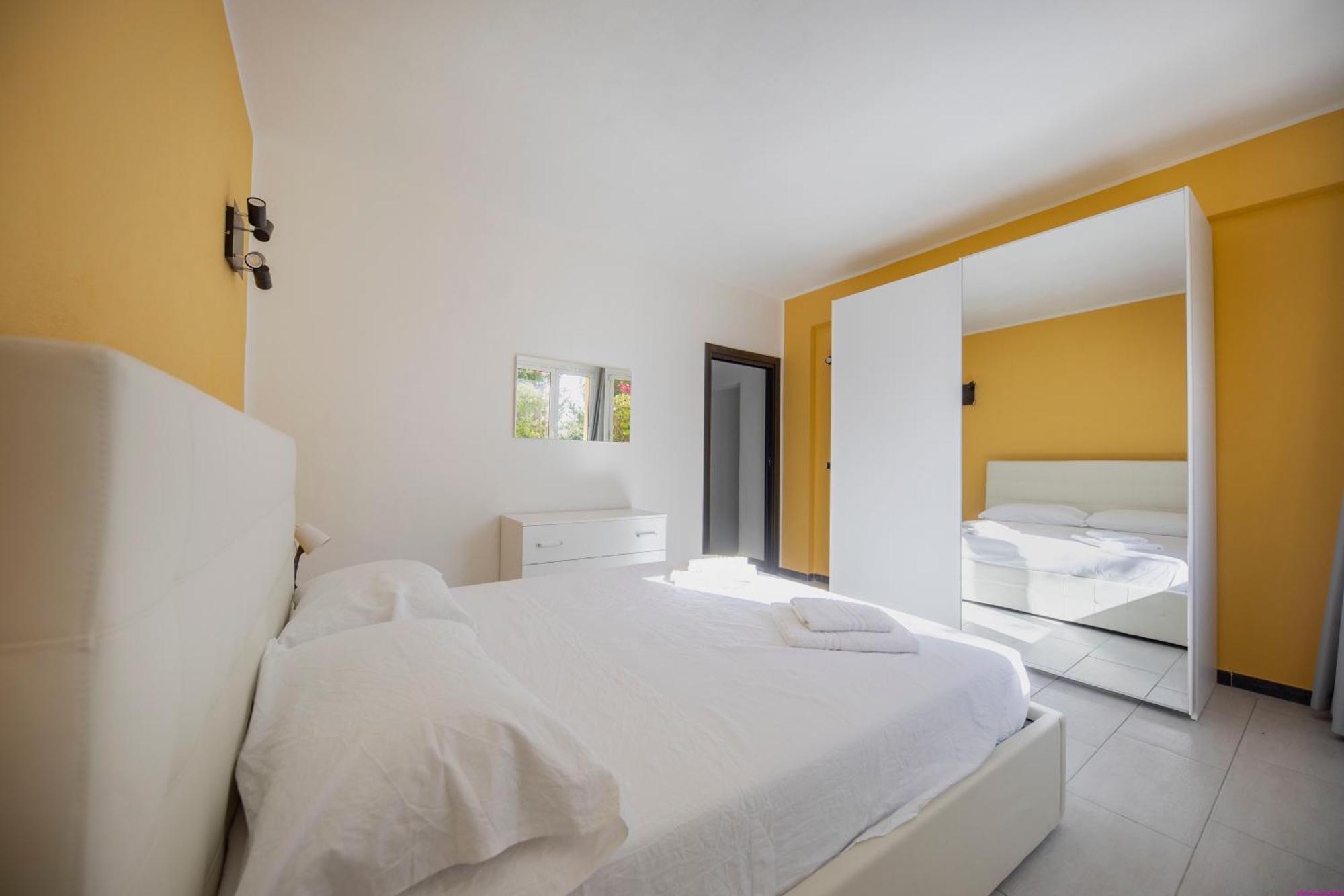 Appartamento 8 Pax In Villa Francesca Sicily Sul Mare カステルダッチャ エクステリア 写真