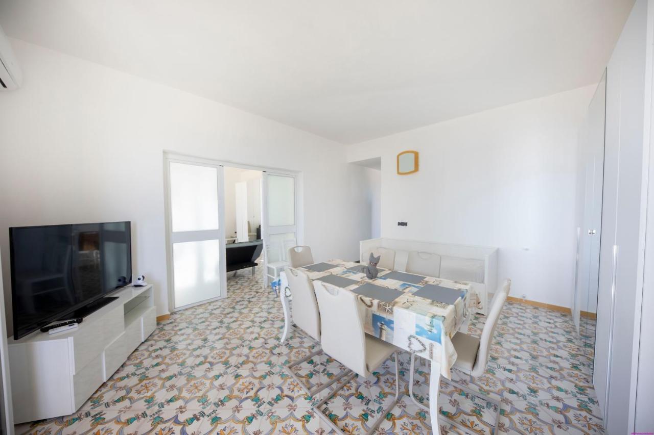 Appartamento 8 Pax In Villa Francesca Sicily Sul Mare カステルダッチャ エクステリア 写真